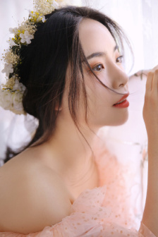 老卫在船上弄雨婷在线阅读全文